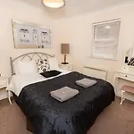 Lejlighed Puffin - Beautifully Furnished Double Bedroom *
