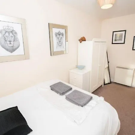 Puffin - Beautifully Furnished Double Bedroom Lejlighed