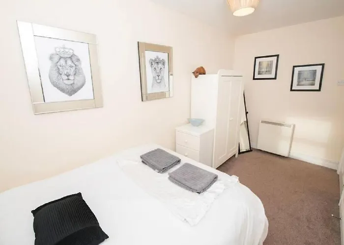 Puffin - Beautifully Furnished Double Bedroom Lägenhet