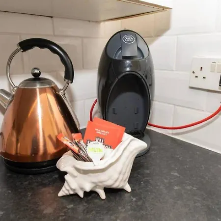 شقة Puffin - Beautifully Furnished Double Bedroom